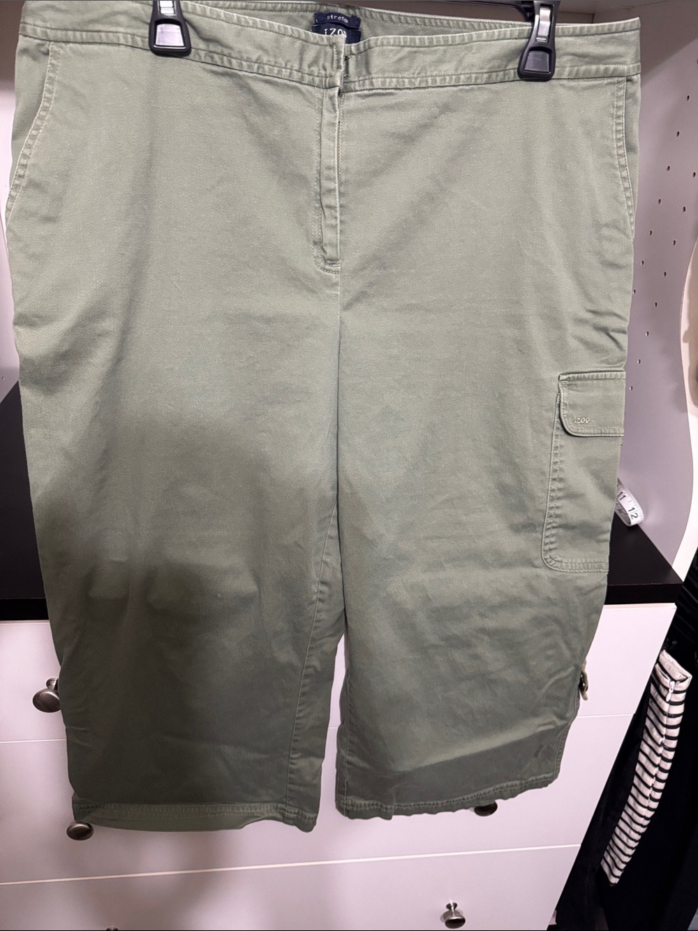 Izod Women's Olive Green Capris